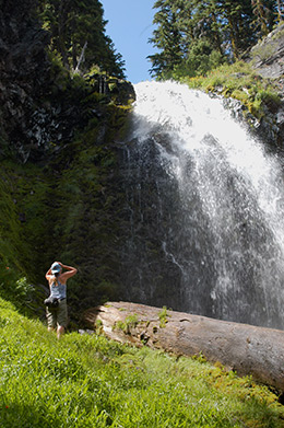 Crater Lake Plaikni Falls