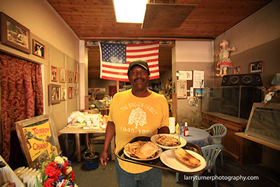 Arizona Rodney with our Dinner