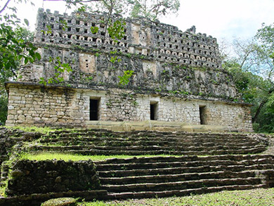 Yaxchilan Structure 33