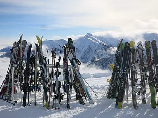 Kicking Horse skis