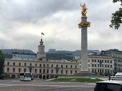 Tbilsi City Hall, Freedom Square, Freedom Monument