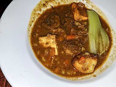 Colonial lamb stew