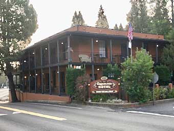 Groveland Hotel