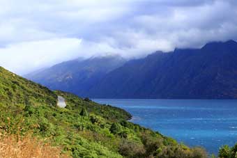 New Zealand, Queensland to the south end