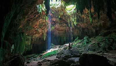 Mexico, Loltún caves