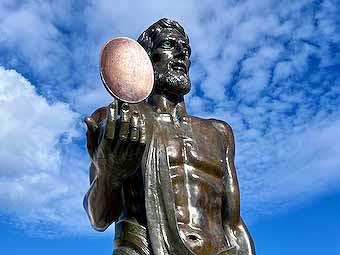 Archimedes and his mirror