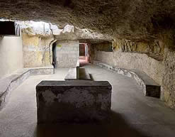 Ortigia hypogeum shelter tunnels today